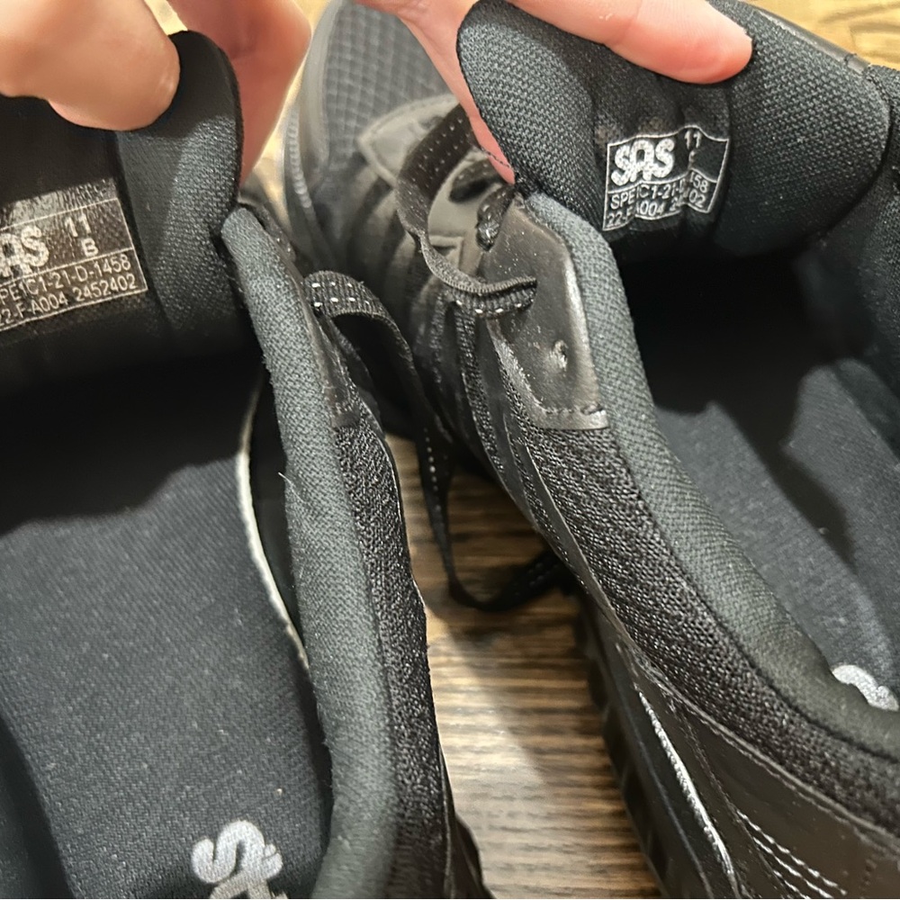 SAS Women’s Black Sneakers, Size 11B - Picture 3 of 5
